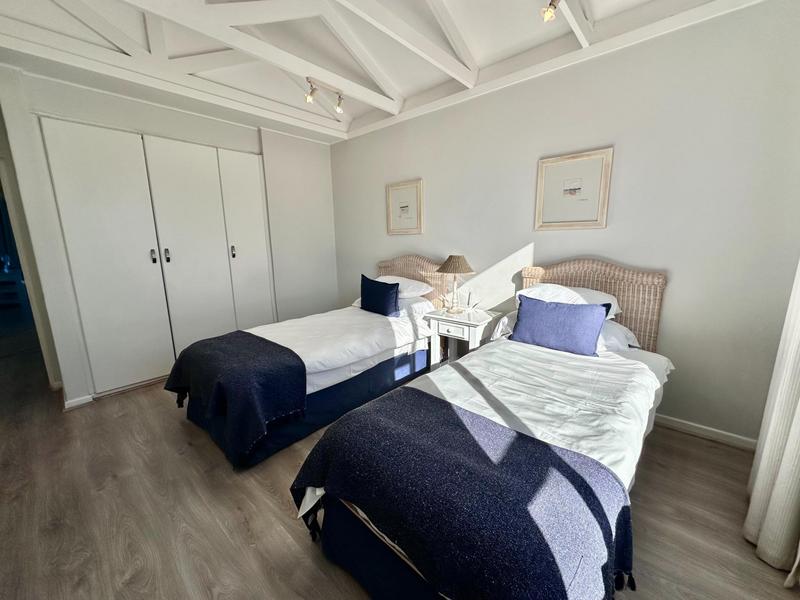 To Let 4 Bedroom Property for Rent in Pinnacle Point Golf Estate Western Cape